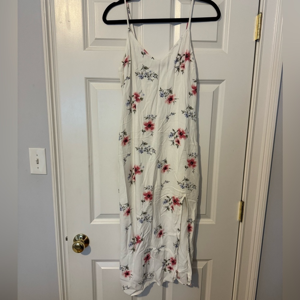 Abercrombie & Fitch white floral midi dress size small